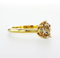 Diamantring i 14 kt. guld og en gulagtig brun 0,99 kt. Diamant - 4005 - Vejl. pris: kr. 42.000,-