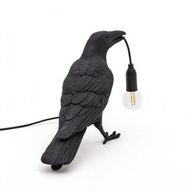 Ravneformet LED lampe siddende ravn