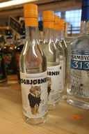 4 fl. Brændevin RØGBJØRNEN