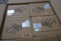 8 stk. chargecontroller GREEN ENERGY MPPT12/24-30D