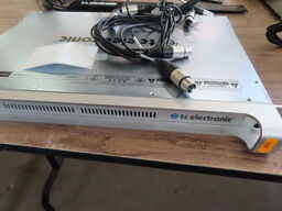 Broadcast Audin Processor - TC ELECTRONIC DB6 AES