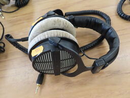 Høretelefoner - BEYERDYNAMIC DT 990 PRO