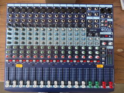 Mixer - MIDAS DM16