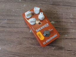 Guitarpedal - TC ELECTRONIC  SHAKER