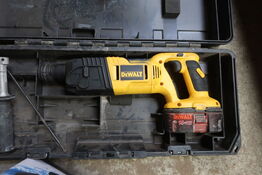 Akku slagboremaskine DEWALT DW999