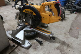 Kap-/geringssav DEWALT DWS773-QS