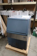 Isterningemaskine FOLLETT UME425A80