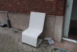 Betonhavestol, skulptur, betonelement