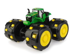 John Deere Monster Treads med pigge