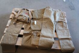 4 stk. overalls, 1 stk. bukser