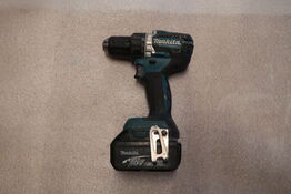 Akku boremaskine, Makita DDF484