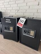 5 stk. Pengeskabe med nøgler
