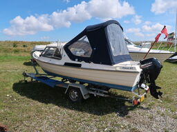 17' Kabinebåd UTERN 495