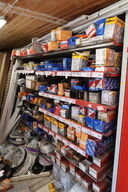 2 stk. lagerreoler uden indhold