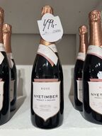 2 fl. Nyetimber Rose English Sparkling