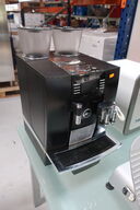 JURA X8C  kaffemaskine/frisk mælk (startbud 3500,-)