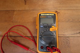 True RMS Multimeter FLUKE 111