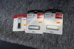 3 stk. NVMe harddiske KINGSTON 250 GB samt TRANSCEND 128 GB