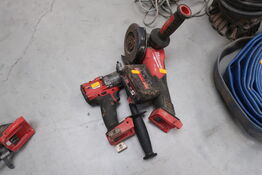 Akku bore/skruemaskine, vinkelsliber MILWAUKEE M18, M18 FSAG125X med 1 stk. batteri