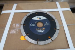 100 pieces. Diamond cutting discs 125mm segment