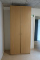 Klædeskab