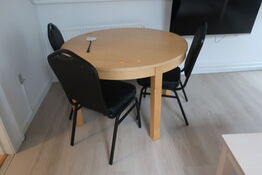 Bord med stole
