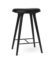 Mater - High Stool - Sort eg - 69 cm - Køkkenbordshøjde