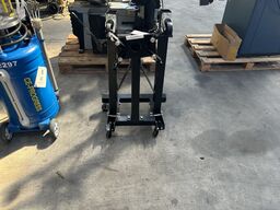 Motor renoveringsstativ (MOMSFRI)