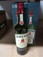 6 flasker Whisky JAMESON