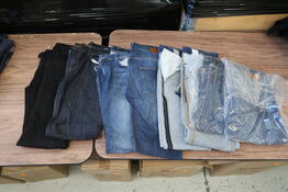 9 par jeans BRUUNS BAZAAR