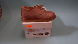 Sko ANGULUS - str. 26