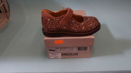 Sko ANGULUS - str. 26