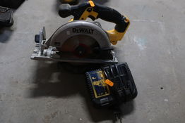 Håndrundsav DEWALT DCS391 med lader