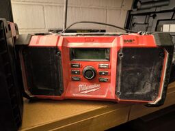 Arbedsradio DAB MILWAUKEE M18