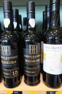 3 fl. Portvin HENRIQUES & HENRIQUES Madeira 15 Years Old