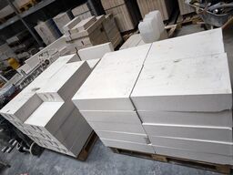 4 stk. paller med betonelementer