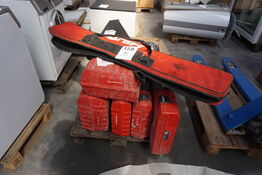 Diverse HILTI kasser og skinner