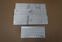 4 x Apple Keyboard A1243/A1314 (LÆS BESKRIVELSE)