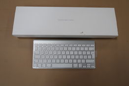 Apple keyboard A1314