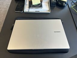 Samsung Galaxy Book