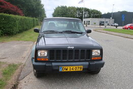 Varebil JEEP Cherokee 2,5