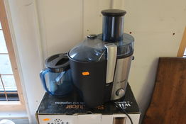 Juicer BOSCH CNCJ03