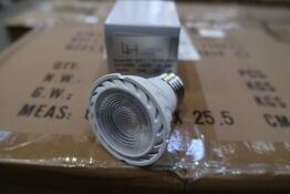 25 stk. LED pærer E27 5W