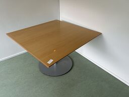 Bord 120x120x71 cm