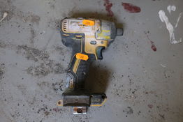 Slagskruemaskine DEWALT u. batteri