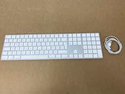 Apple keyboard A1843