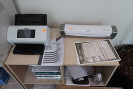 Printer BROTHER ADS-4700W samt lamineringsmaskine LEITZ