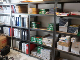 4 stk. reoler uden indhold