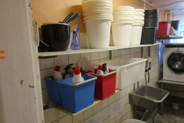 Diverse spande m.v.