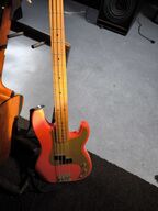 Bassguitar FENDER 